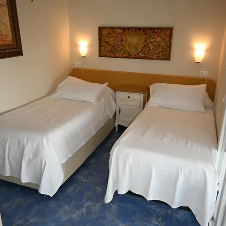 Il Mandorlo Apart Otel Lacona